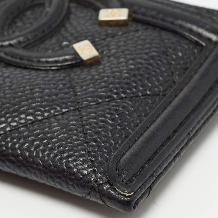 مملوكة مسبقًا Chanel Black Caviar Leather CC Filigree Card Holder