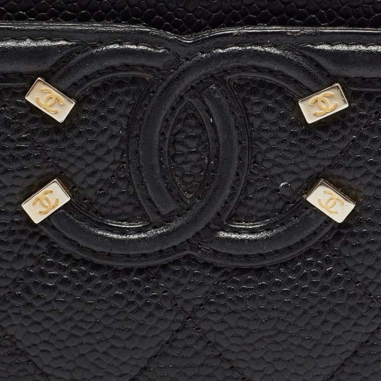مملوكة مسبقًا Chanel Black Caviar Leather CC Filigree Card Holder