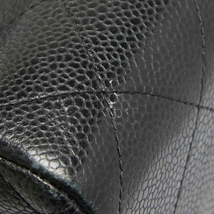 مملوكة مسبقًا Chanel Black Quilted Caviar Leather Jumbo Classic Double Flap Bag
