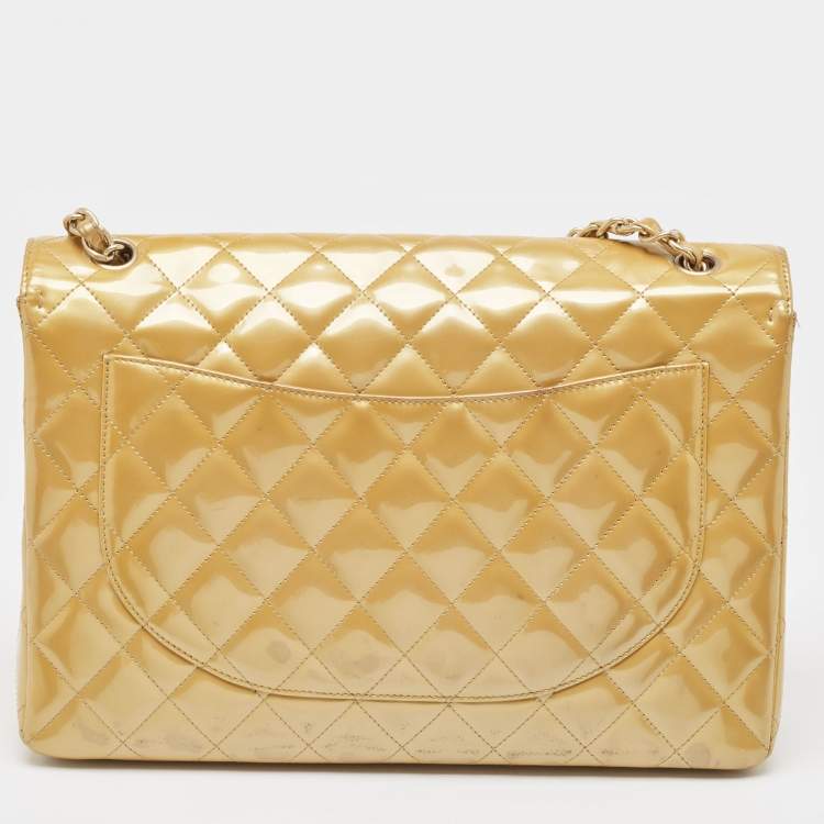 Pre Owned Chanel Cream Quilted Patent Leather Maxi Classic Single Flap Bag