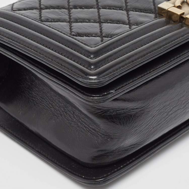 Pre Owned Chanel Black Quilted Glossy Leather Medium Boy Flap Bag