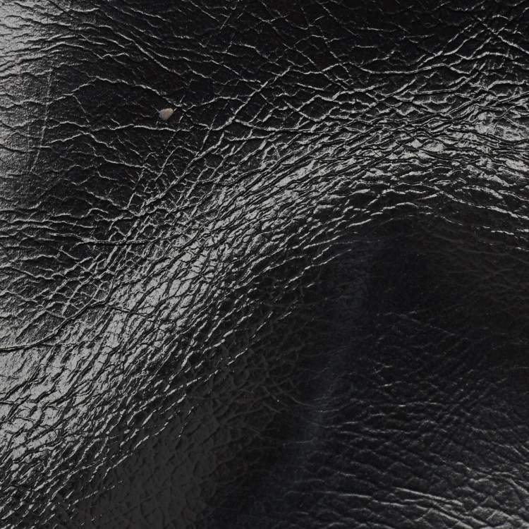 Pre Owned Chanel Black Quilted Glossy Leather Medium Boy Flap Bag