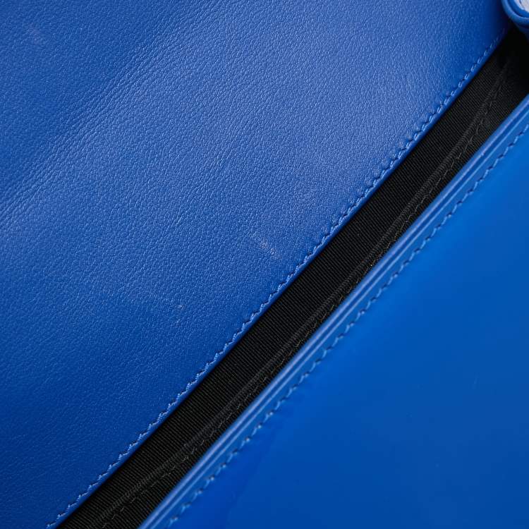 Pre Owned Chanel Blue Quilted Patent Leather Medium Boy Flap Bag