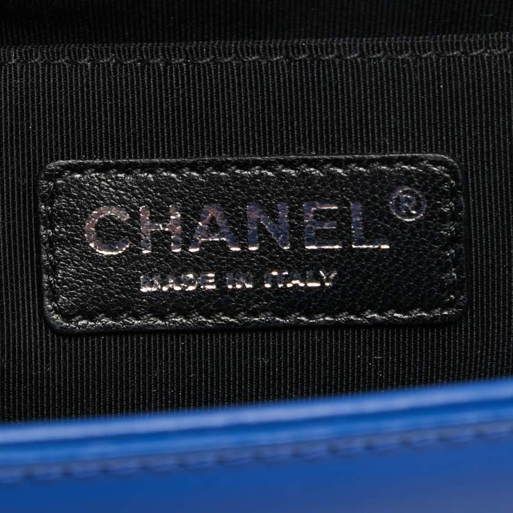 Pre Owned Chanel Blue Quilted Patent Leather Medium Boy Flap Bag