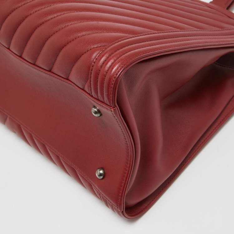 Pre Owned Chanel Red Chevron Quilted Leather Large Boy Shopper Tote