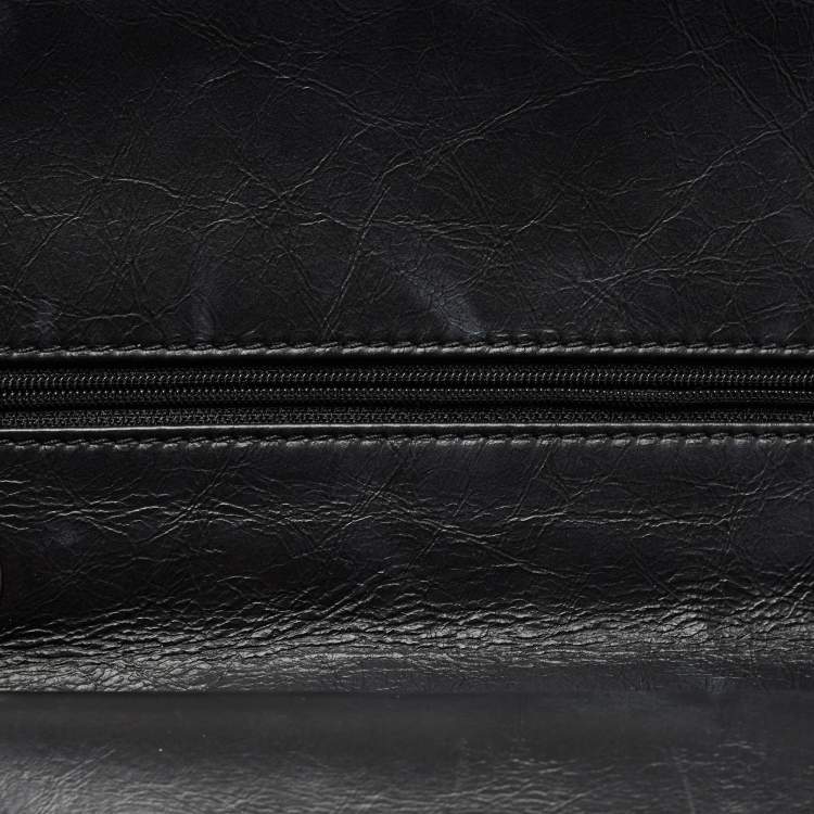Pre Owned Chanel Black Quilted Aged Leather Reissue 2.55 Classic 226 Flap Bag