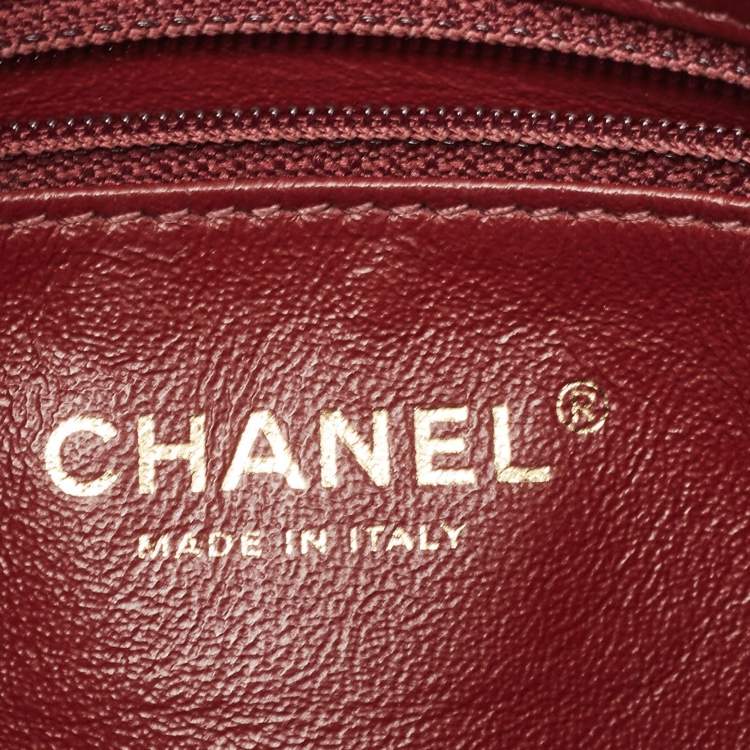 Pre Owned Chanel Red Quilted Caviar Leather Filigree Belt Bag