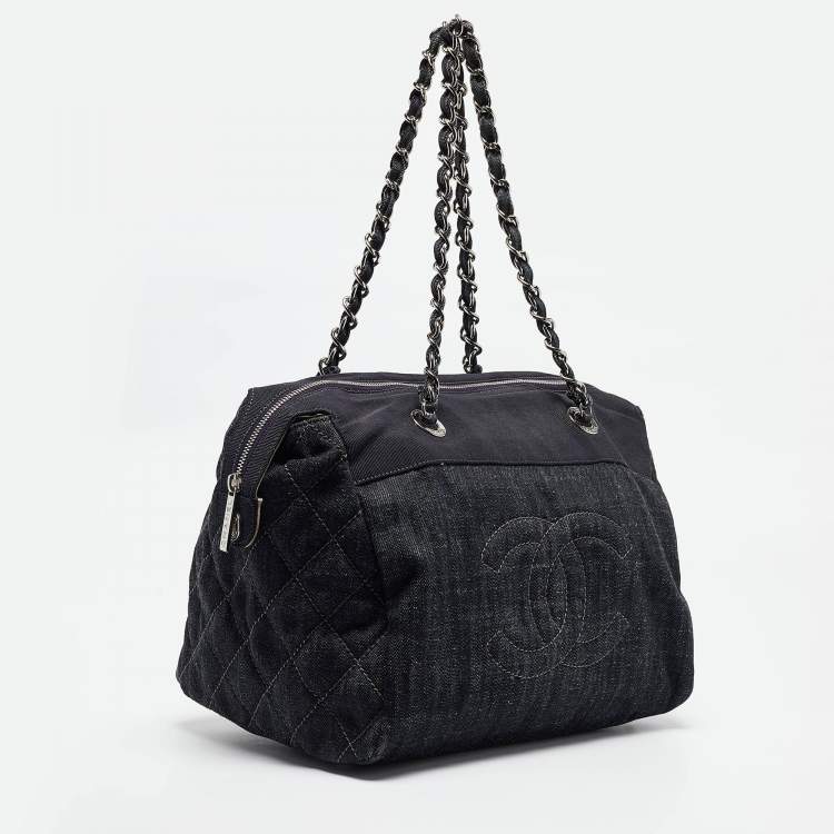 Pre Owned Chanel Dark Blue Quilted Denim Bowler Bag
