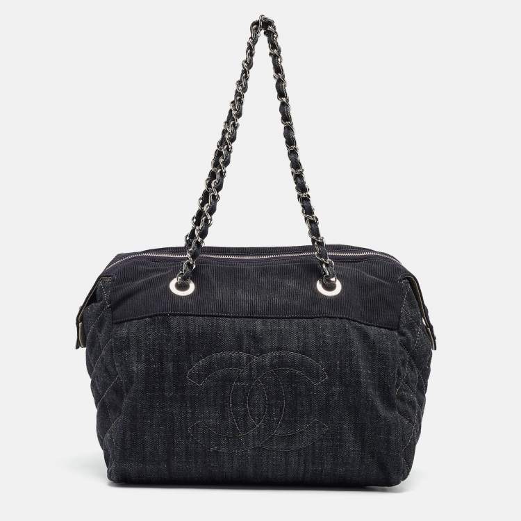 Pre Owned Chanel Dark Blue Quilted Denim Bowler Bag