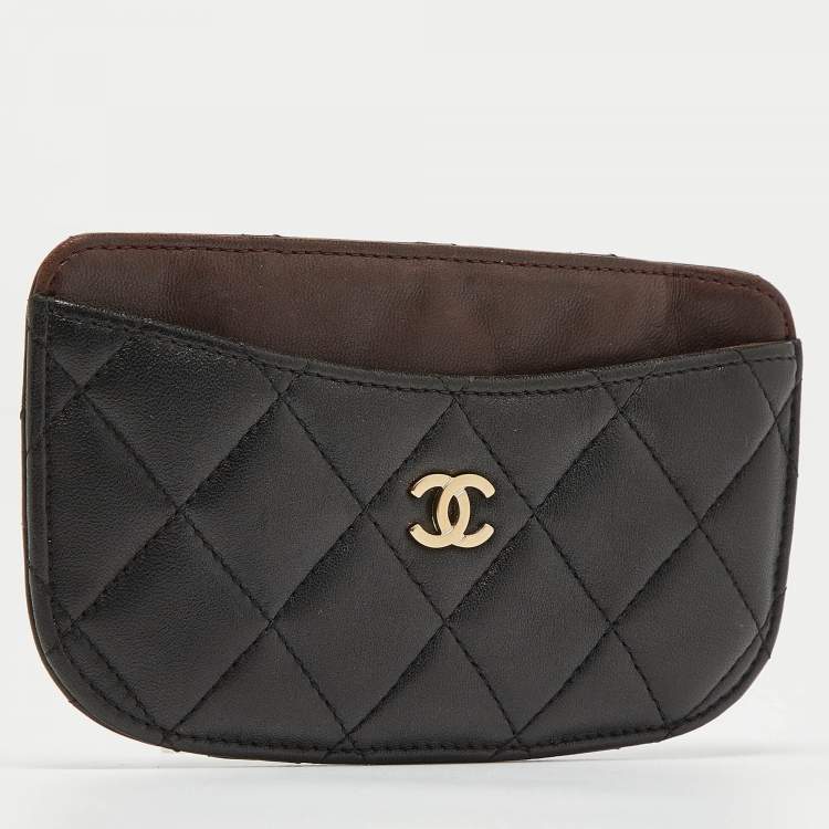 مملوكة مسبقًا Chanel Black/Burgundy Quilted Leather CC Curved Card Holder 