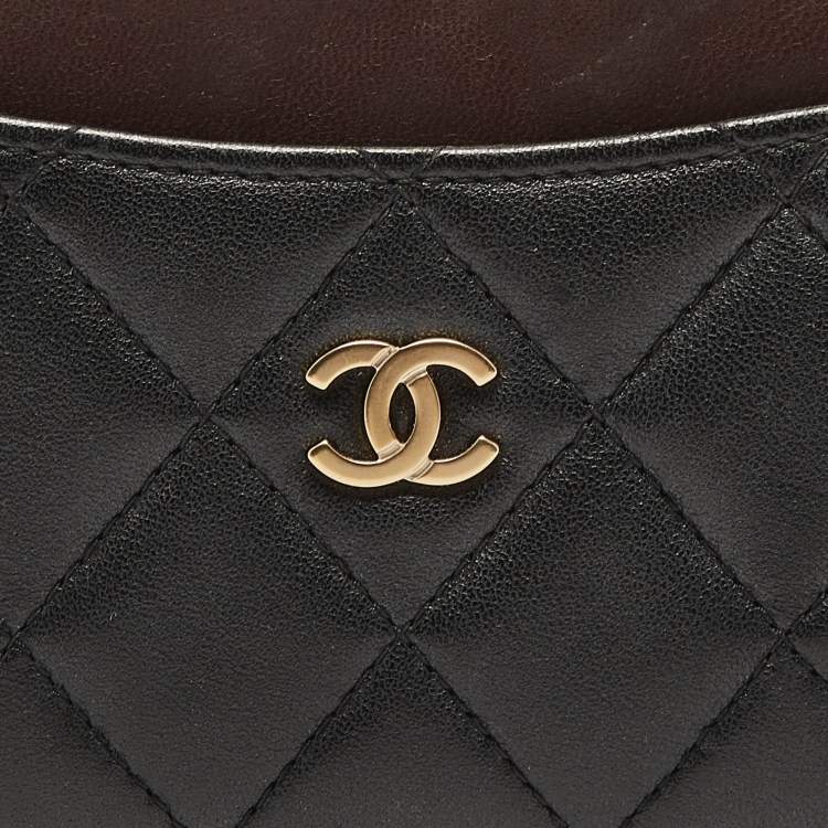 مملوكة مسبقًا Chanel Black/Burgundy Quilted Leather CC Curved Card Holder 
