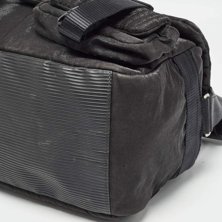Pre Owned Chanel Black Cube Quilted Nylon Sports Ligne Messenger Bag