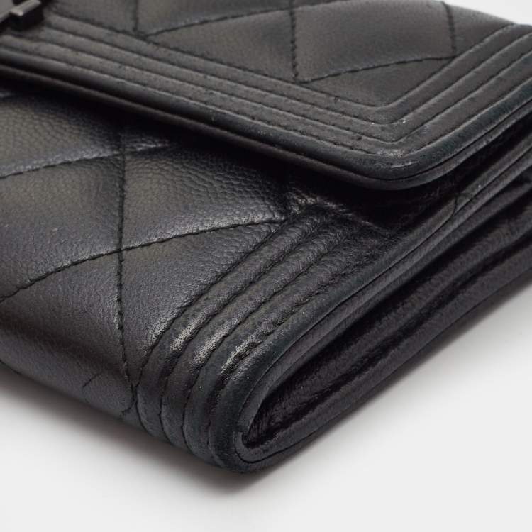 Pre Owned Chanel Black Quilted Leather Large Boy Gusset Flap Wallet