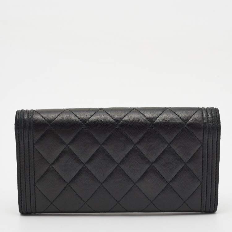 Pre Owned Chanel Black Quilted Leather Large Boy Gusset Flap Wallet