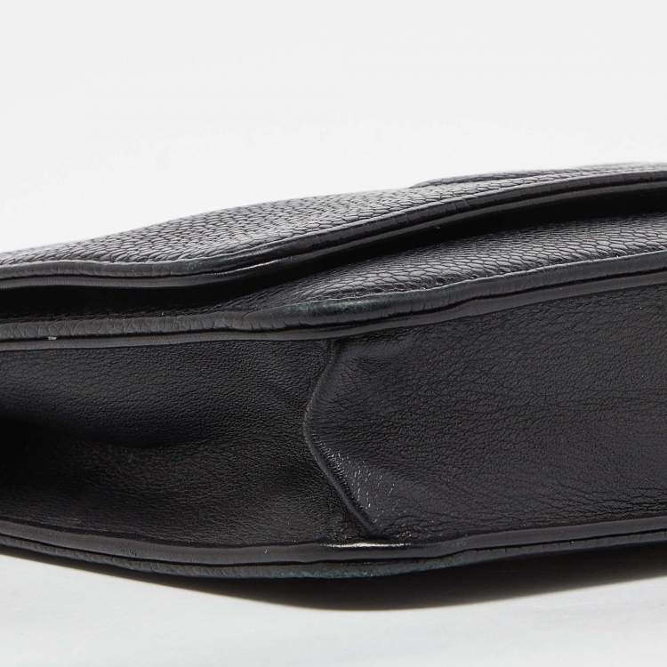 Pre Owned Chanel Black Quilted Caviar Leather Classic Wallet On Chain