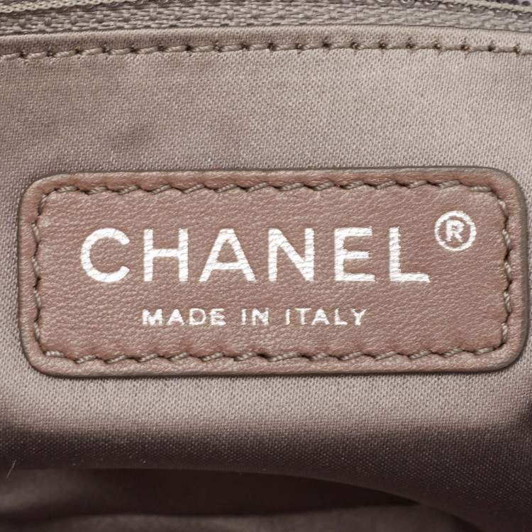 Pre Owned Chanel Navy Blue Quilted Satin Medium Classic Single Flap Bag