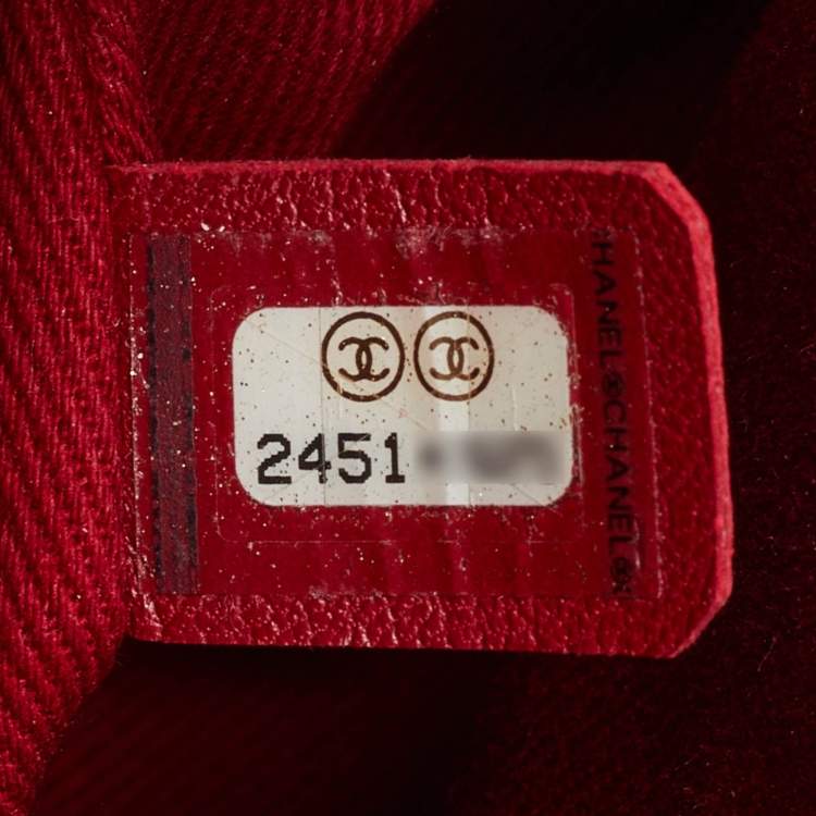 Pre Owned Chanel Red Chevron Quilted Leather Small Coco Top Handle Bag