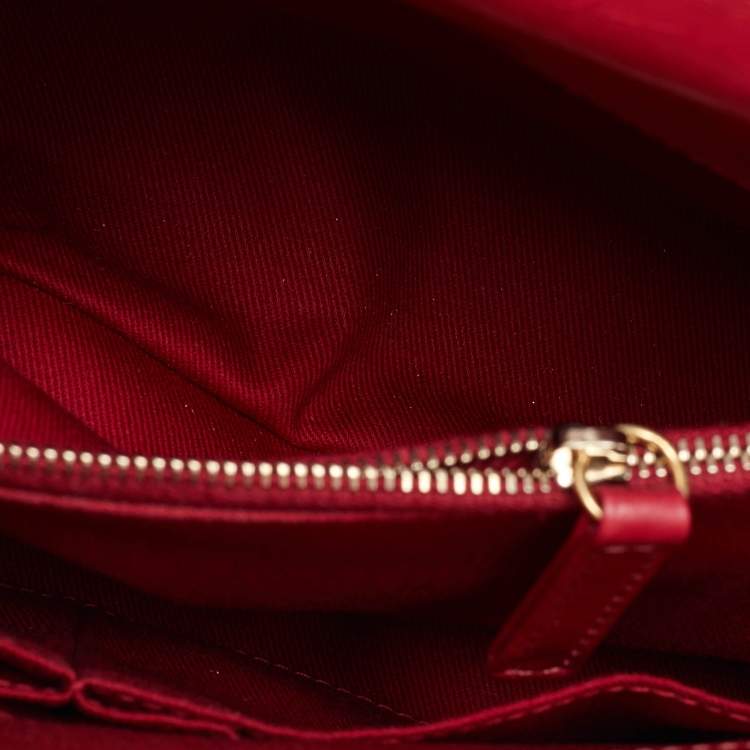 Pre Owned Chanel Red Chevron Quilted Leather Small Coco Top Handle Bag
