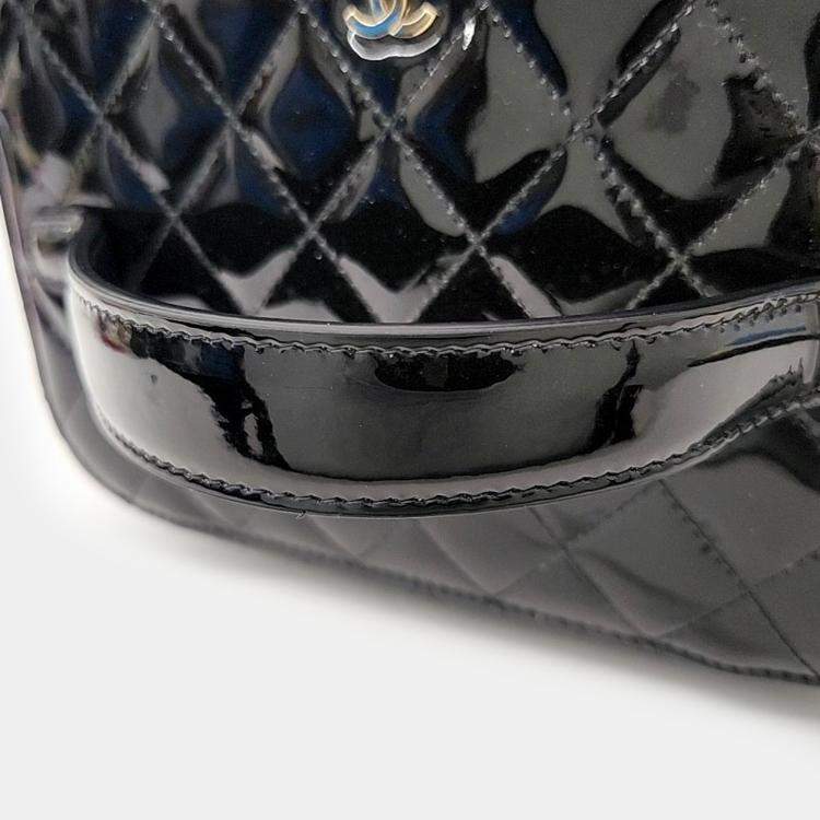 Pre Owned Chanel Patent Cosmetic Bag