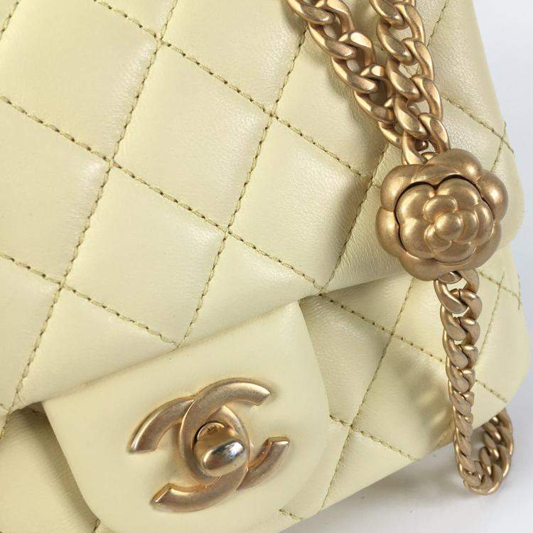 Pre Owned Chanel Quilted Lambskin Mini Sweet Camellia Adjustable Chain Square Flap Bag 