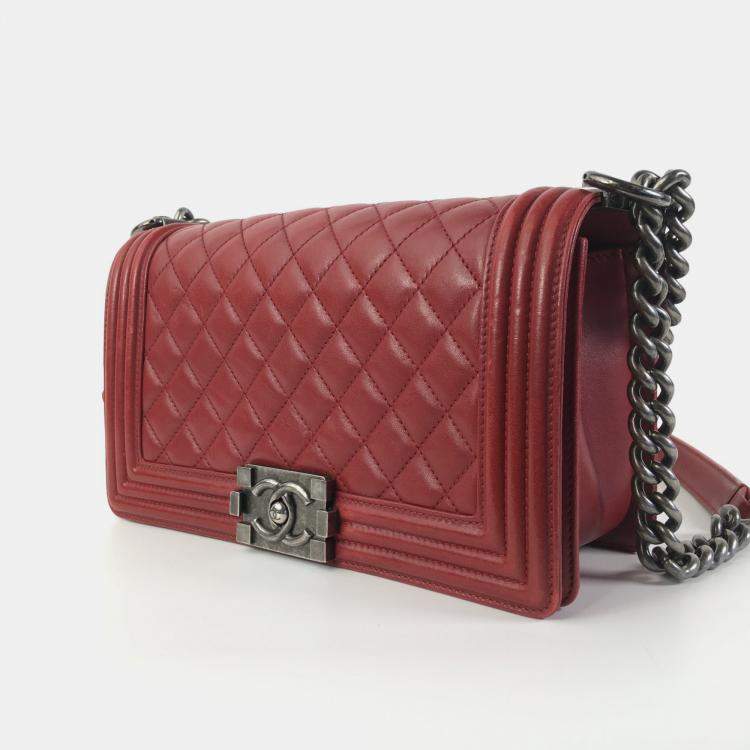 Pre Owned Chanel Red Lambskin Leather Medium Boy Bag
