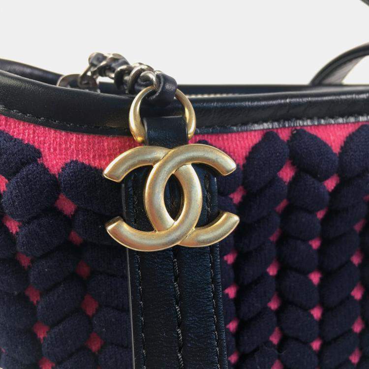 Pre Owned Chanel Knit Fabric and Leather Small Gabrielle Shoulder Bags