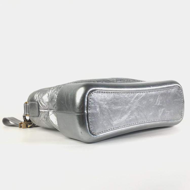 Pre Owned Chanel Silver Leather Medium Gabrielle Shoulder Bags