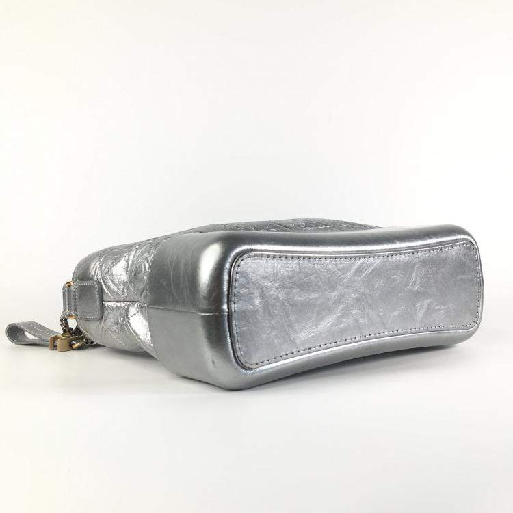 Pre Owned Chanel Silver Leather Medium Gabrielle Shoulder Bags