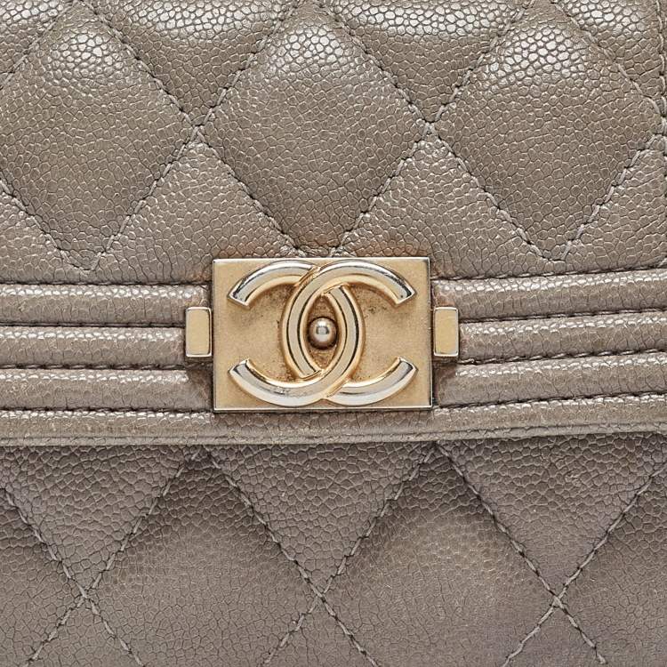 Pre Owned Chanel Grey Quilted Caviar Leather Boy Wallet