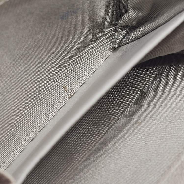 Pre Owned Chanel Grey Quilted Caviar Leather Boy Wallet