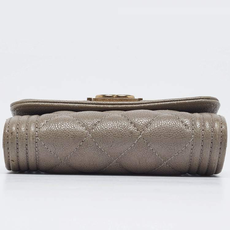 Pre Owned Chanel Grey Quilted Caviar Leather Boy Wallet