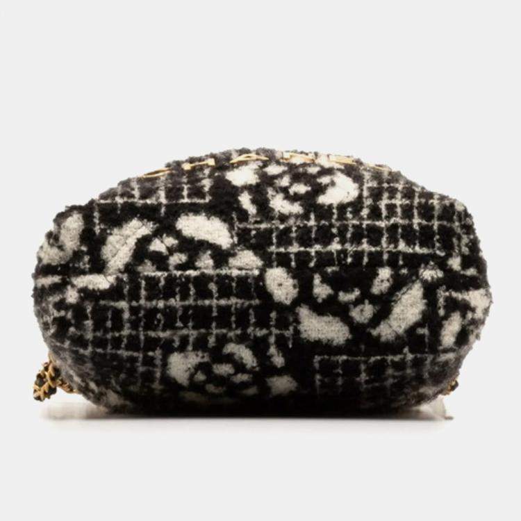 Pre Owned Chanel Black Cotton Camellia Chanel 22 Hobo Bag