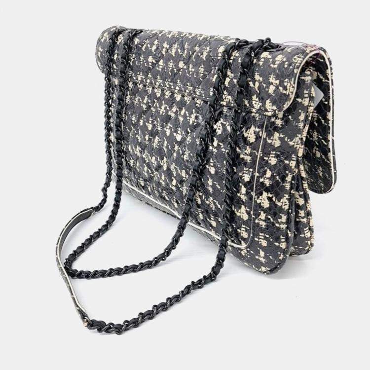 Pre Owned Chanel Black/Ivory Patterned Leather Chain Shoulder Bag