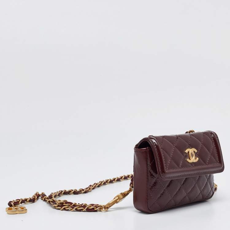 Pre Owned Chanel Red Quilted Patent Leather CC Mini Chain Belt Bag