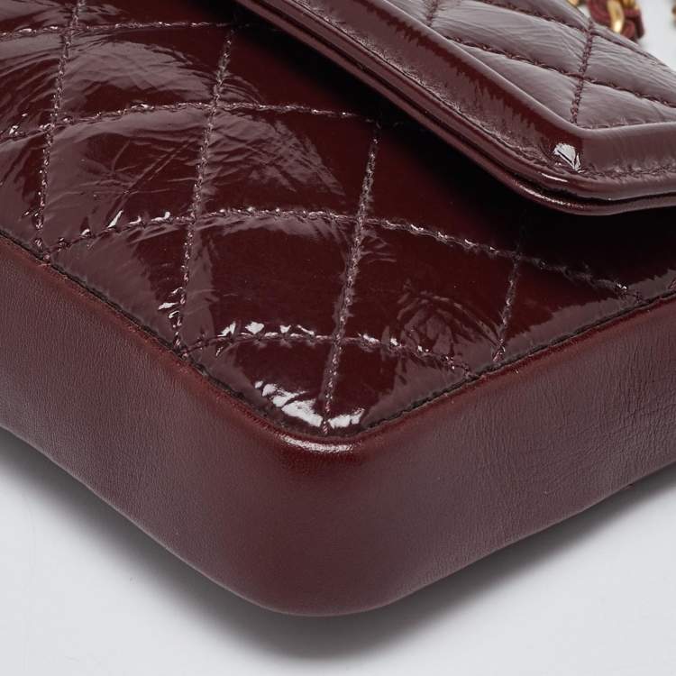 Pre Owned Chanel Red Quilted Patent Leather CC Mini Chain Belt Bag