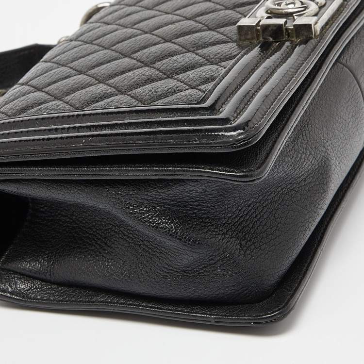 Pre Owned Chanel Black Quilted Patent and Leather Medium Boy Flap Bag