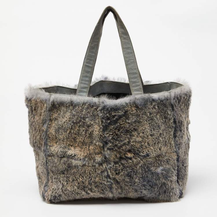 مملوكة مسبقًا Chanel Grey/Green Rabbit Fur and Suede Vintage Tote