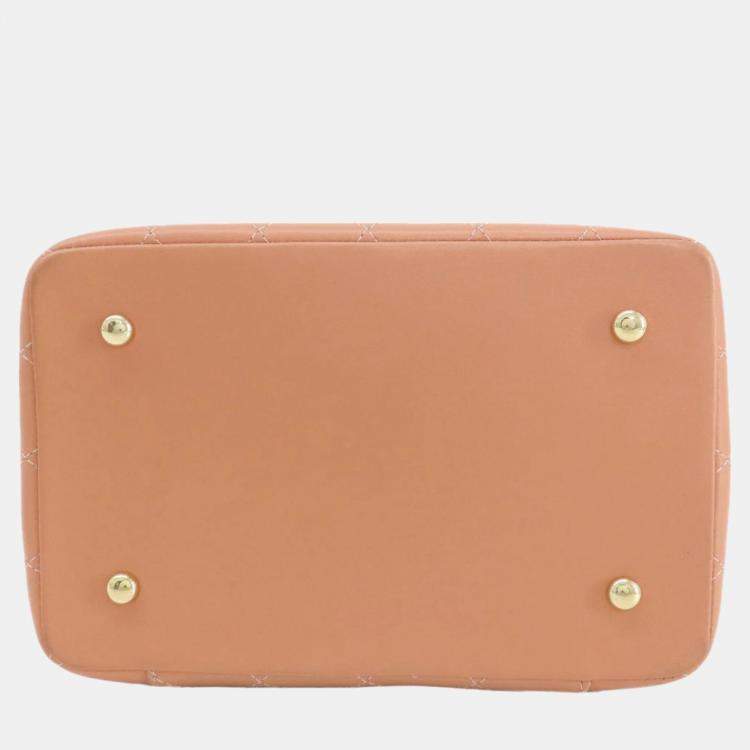Pre Owned Chanel Pink Knock On Wood Vanity Case