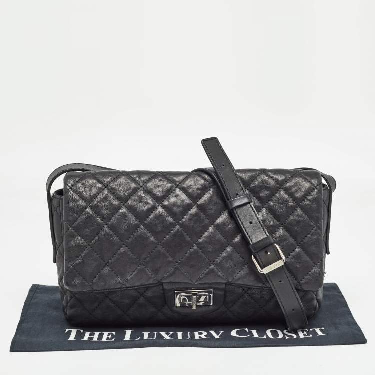 Pre Owned Chanel Black Quilted Leather Easy Reissue Messenger Bag