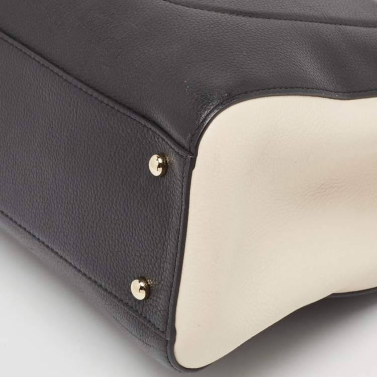 Pre Owned Chanel Black/Cream Leather Small Neo Executive Shopper Tote