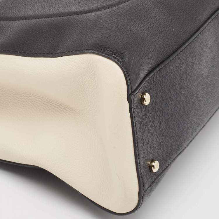 Pre Owned Chanel Black/Cream Leather Small Neo Executive Shopper Tote