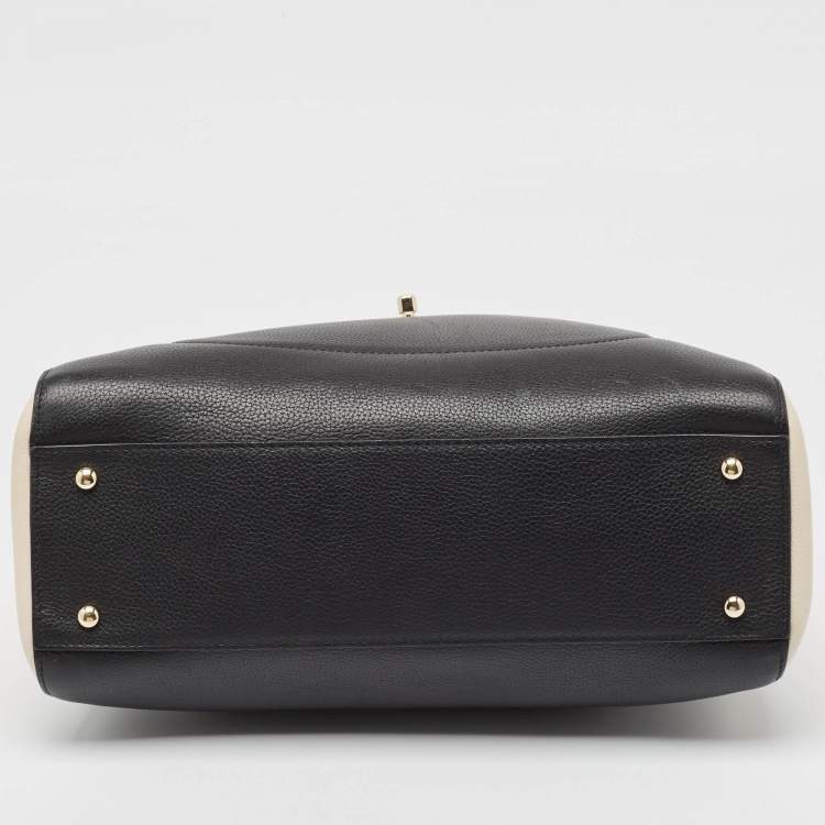 Pre Owned Chanel Black/Cream Leather Small Neo Executive Shopper Tote