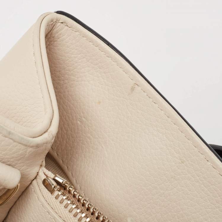 Pre Owned Chanel Black/Cream Leather Small Neo Executive Shopper Tote