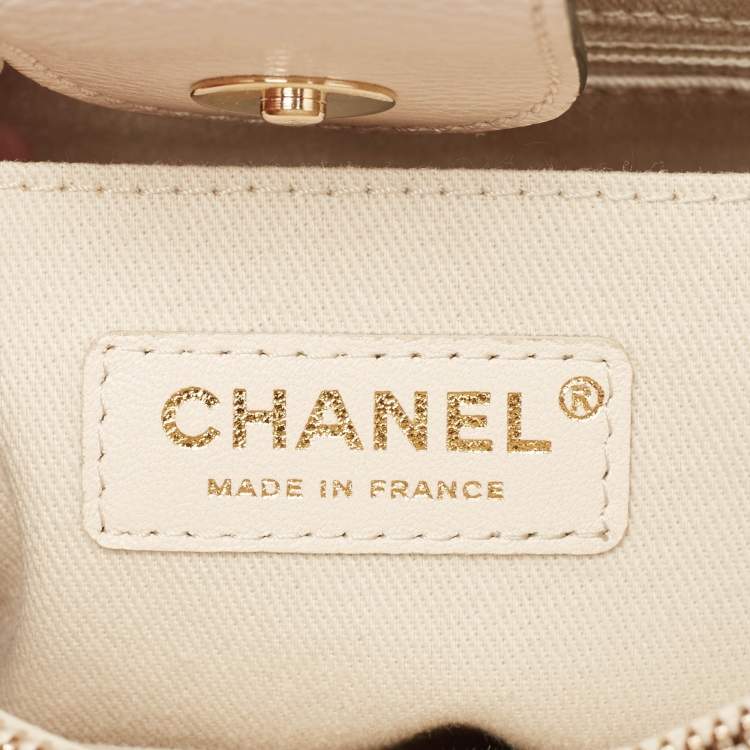 Pre Owned Chanel Black/Cream Leather Small Neo Executive Shopper Tote