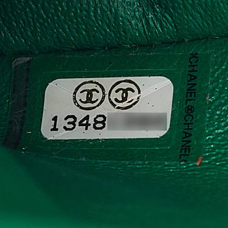 Pre Owned Chanel Green Chevron Leather Maxi Classic Single Flap Bag