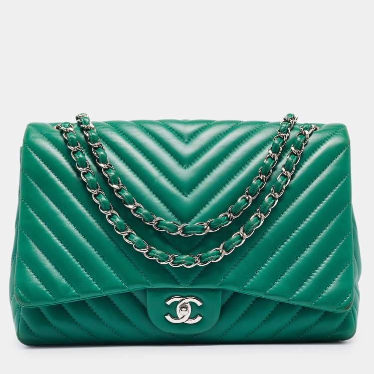 Pre Owned Chanel Green Chevron Leather Maxi Classic Single Flap Bag