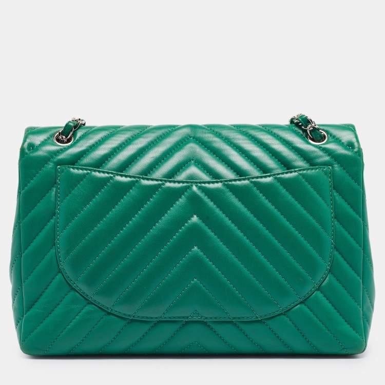 Pre Owned Chanel Green Chevron Leather Maxi Classic Single Flap Bag