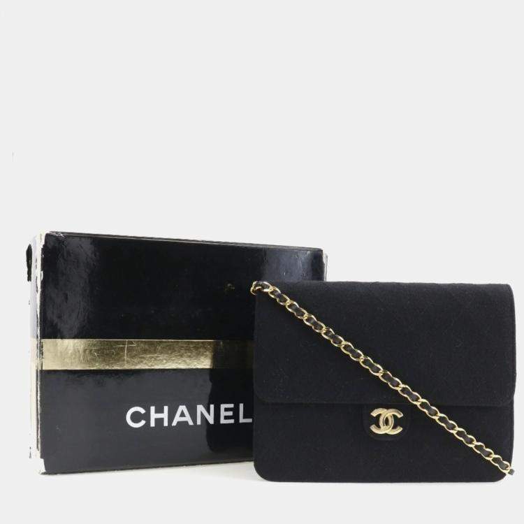 Pre Owned Chanel Black Fabric Flap Bag Shoulder Bag