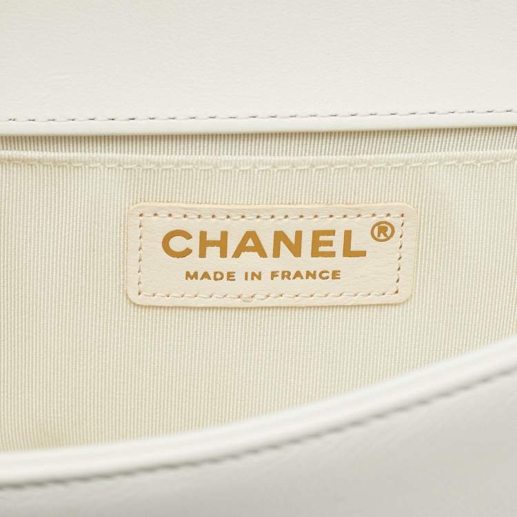 Pre Owned Chanel White Pearl Embellished Leather Medium Boy Flap Bag