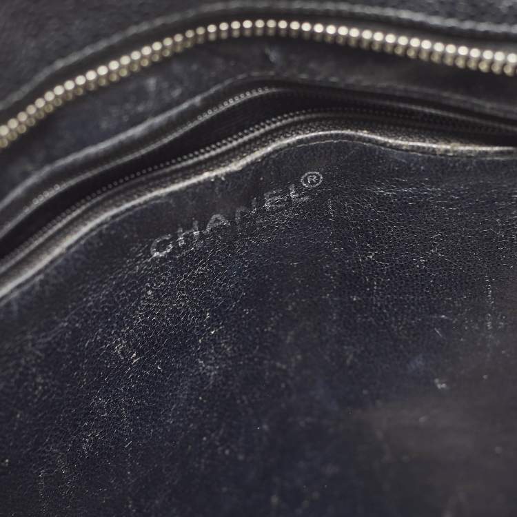Pre Owned Chanel Black Quilted Caviar Leather Medallion Tote